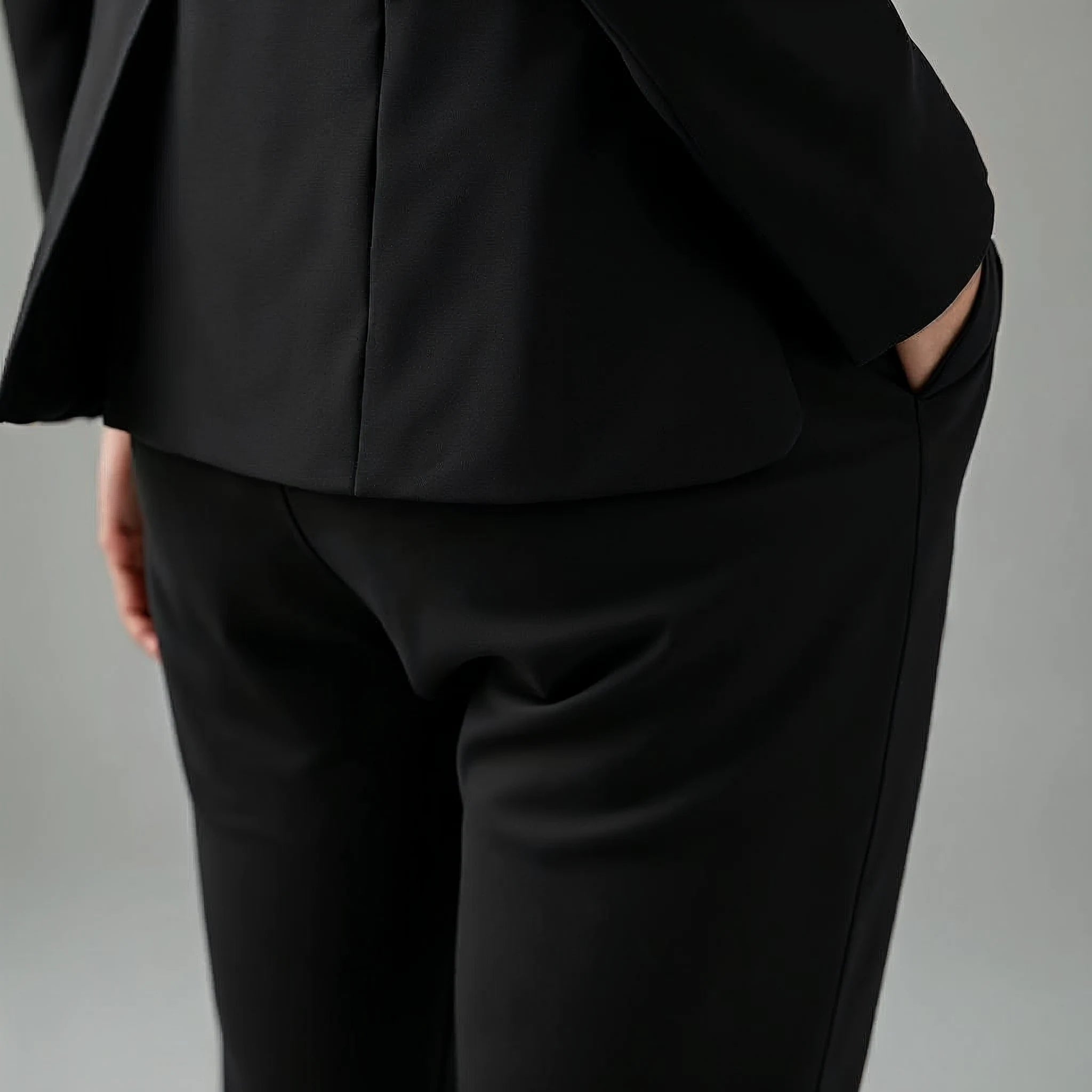 Estelune - Single-Button Blazer and Tailored Trouser Suit