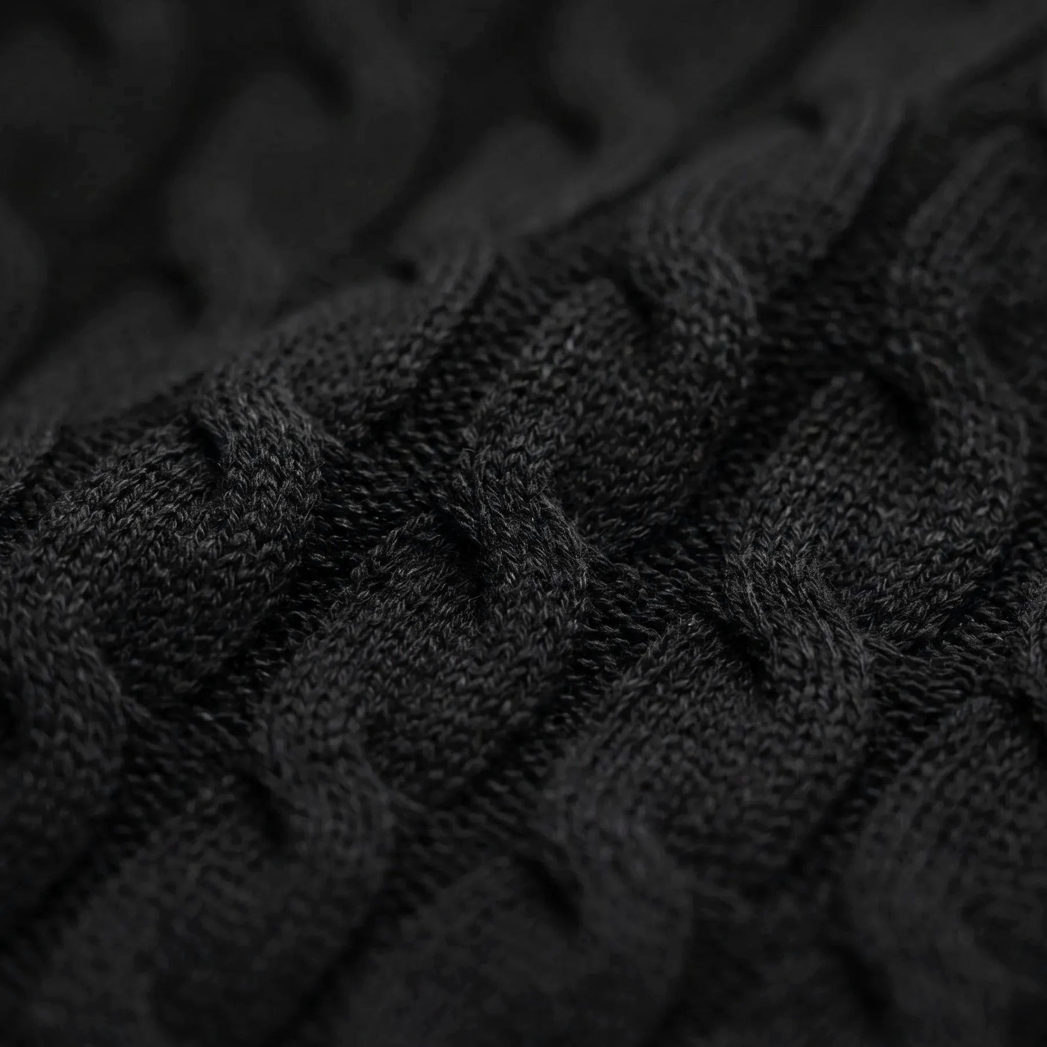 Knitare - Short-Sleeved Textured Henley Shirt