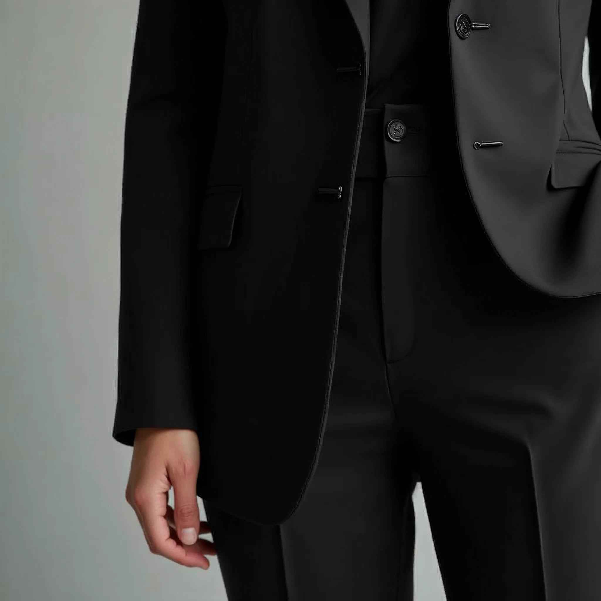 Odessine - Tailored Blazer and Straight-Leg Trouser Set