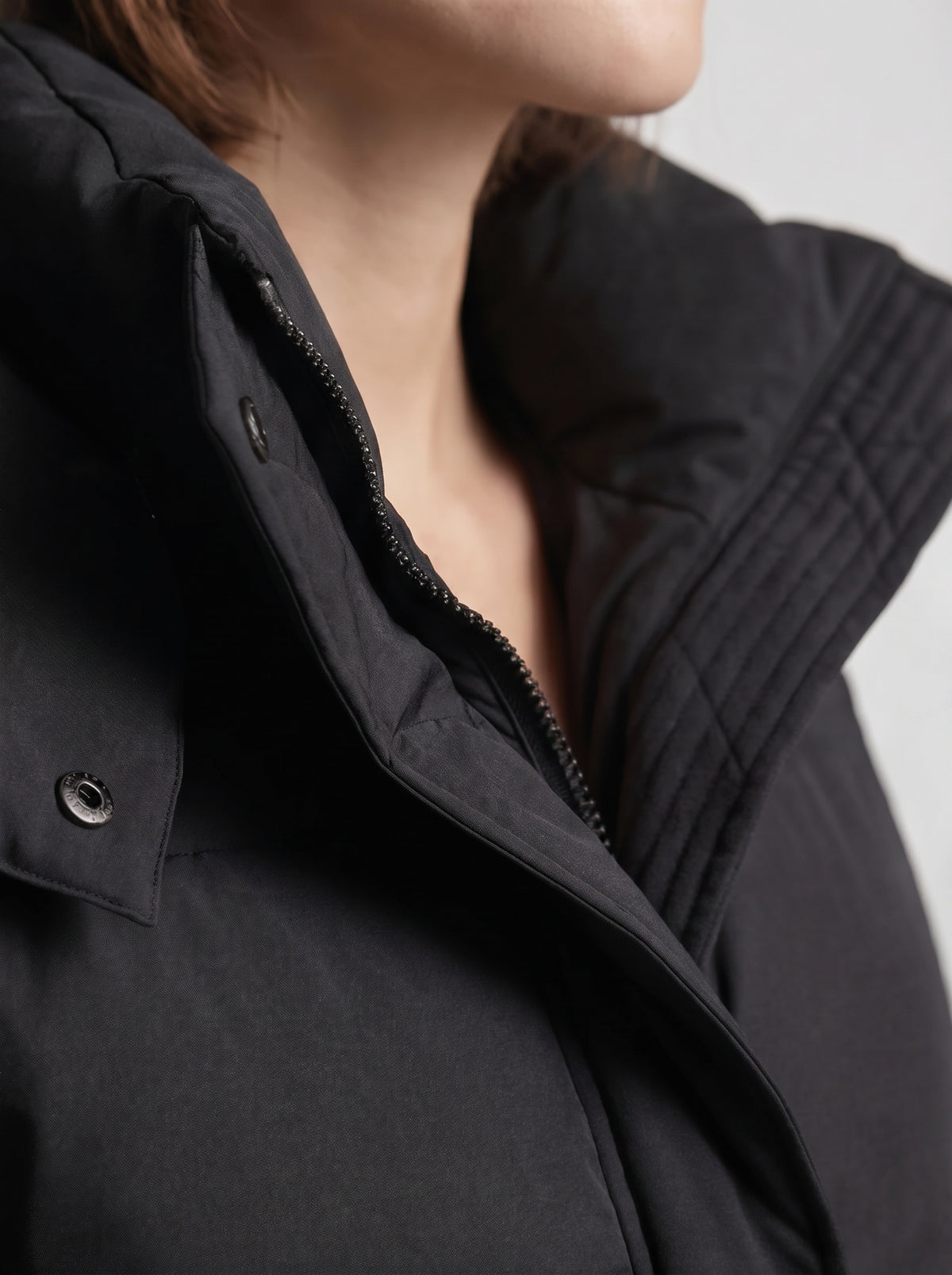 Aeron | Women's Cropped Puffer Jacket with Drawstring Hem