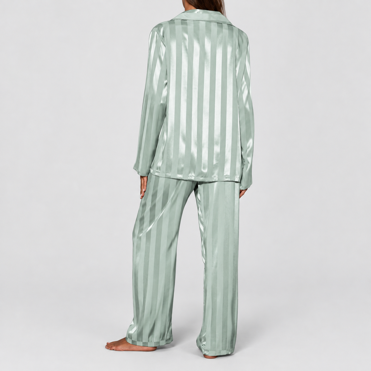 Women's Satin-Look Pyjama Set with Long Sleeves and Button Closure — view 6