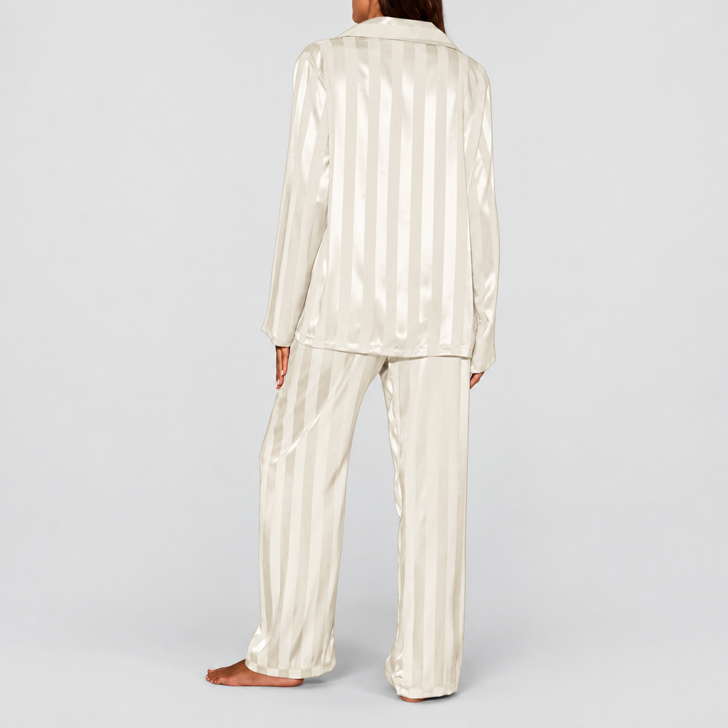 Women's Satin-Look Pyjama Set with Long Sleeves and Button Closure — view 15