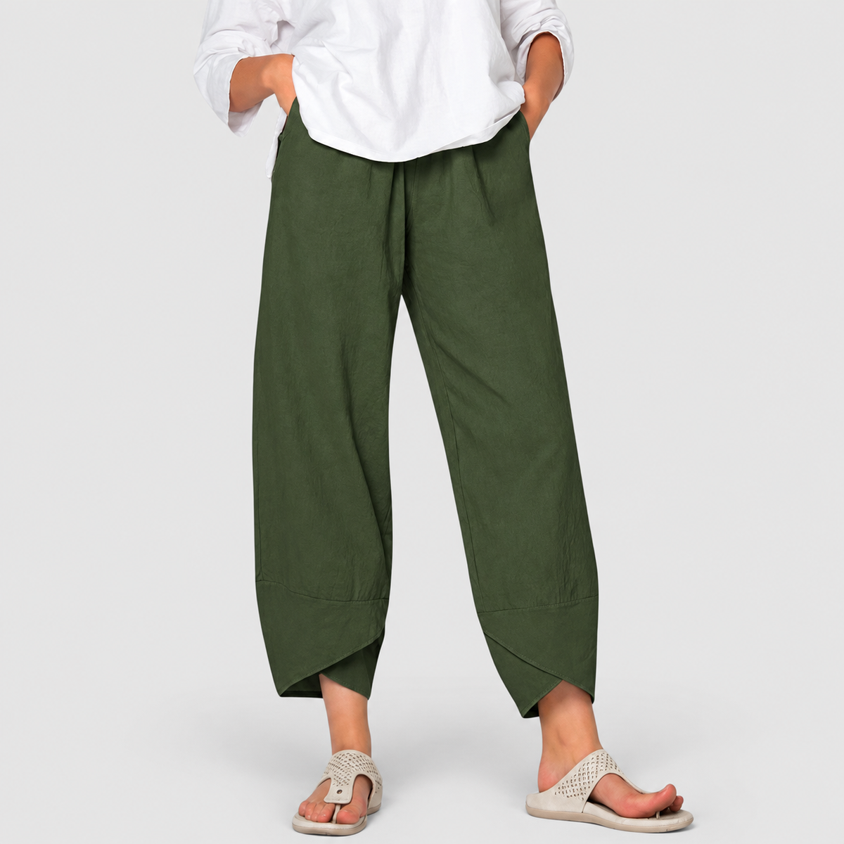 Women's Relaxed Wide-Leg Trousers with Pockets in Green — view 3