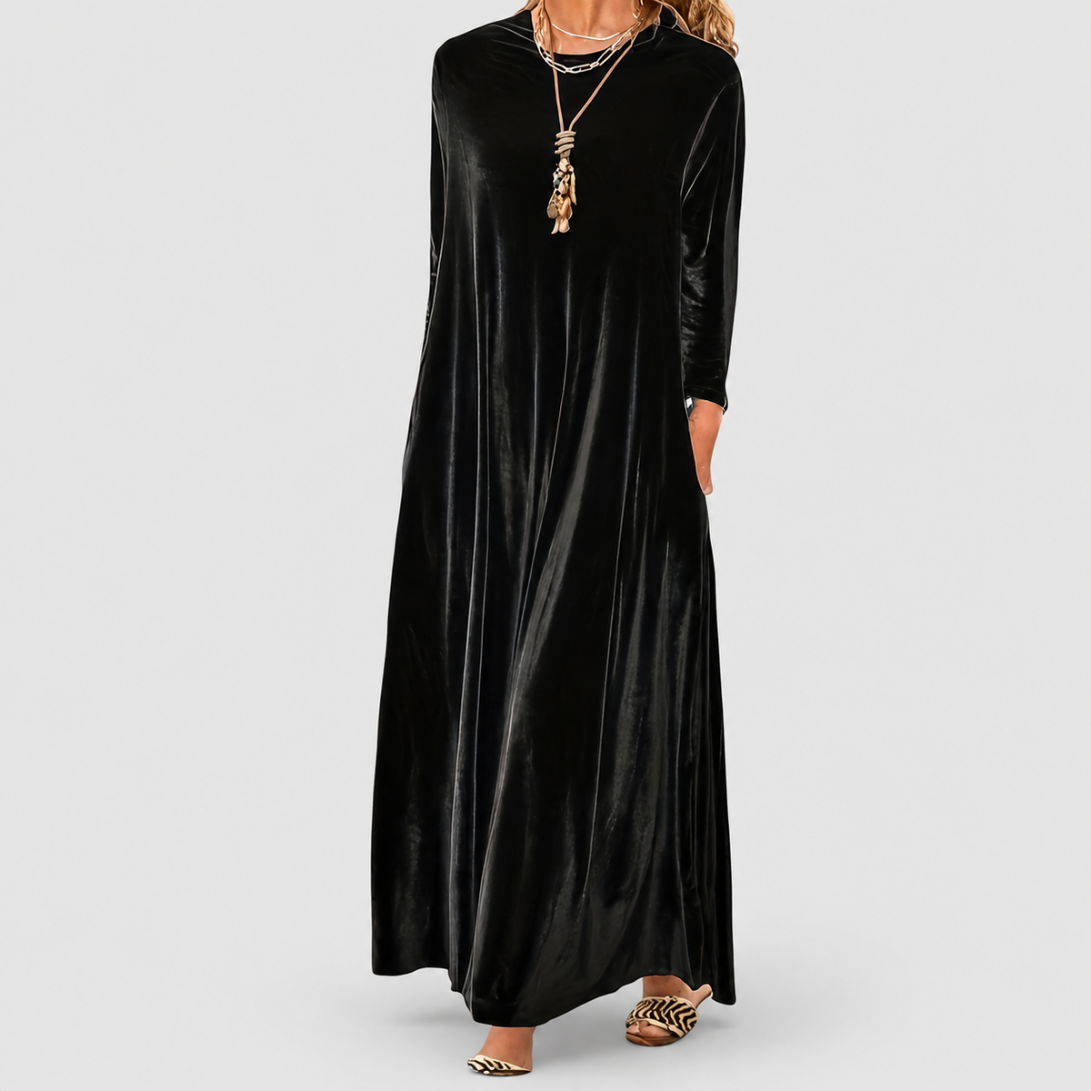 Women's Long-Sleeve Maxi Dress with Round Neck in Black — view 3