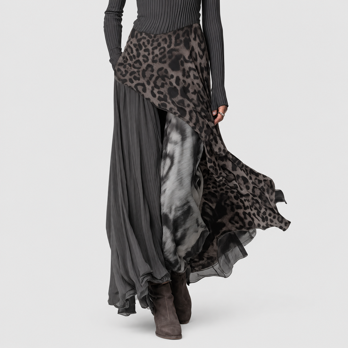 Women's Elegant Maxi Dress with Mixed Print — view 4