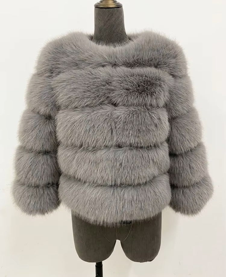 Honor | Women's Panelled Faux Fur Jacket with Long Sleeves